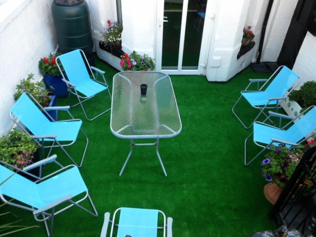 Stay At 25 Blackpool Exterior photo